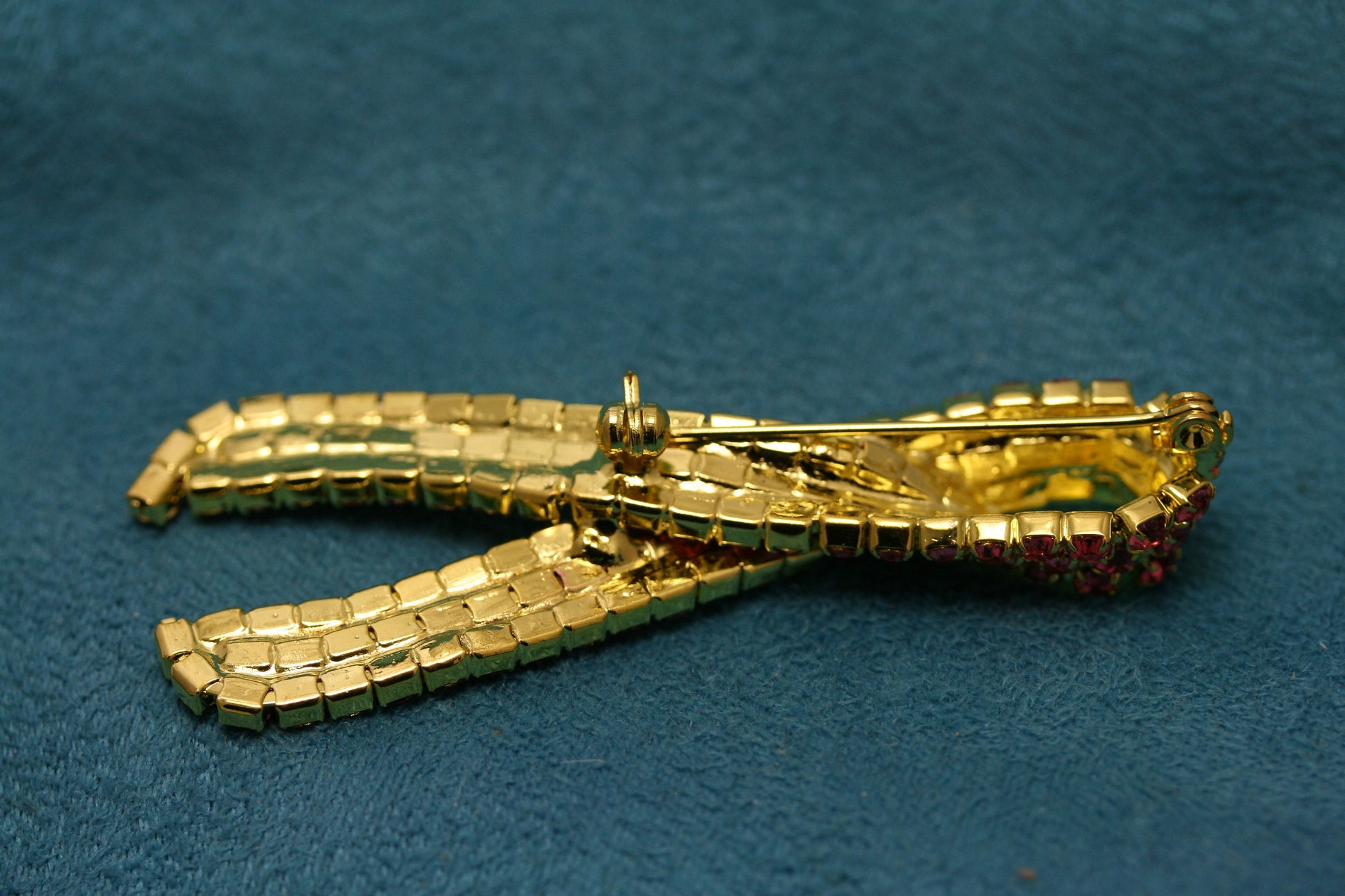 Breast Cancer Brooch Pin, Hot Pink Rhinestone Breast Cancer Awareness Ribbon Pin Brooch, Flat Back Breast Cancer Jewelry DIY