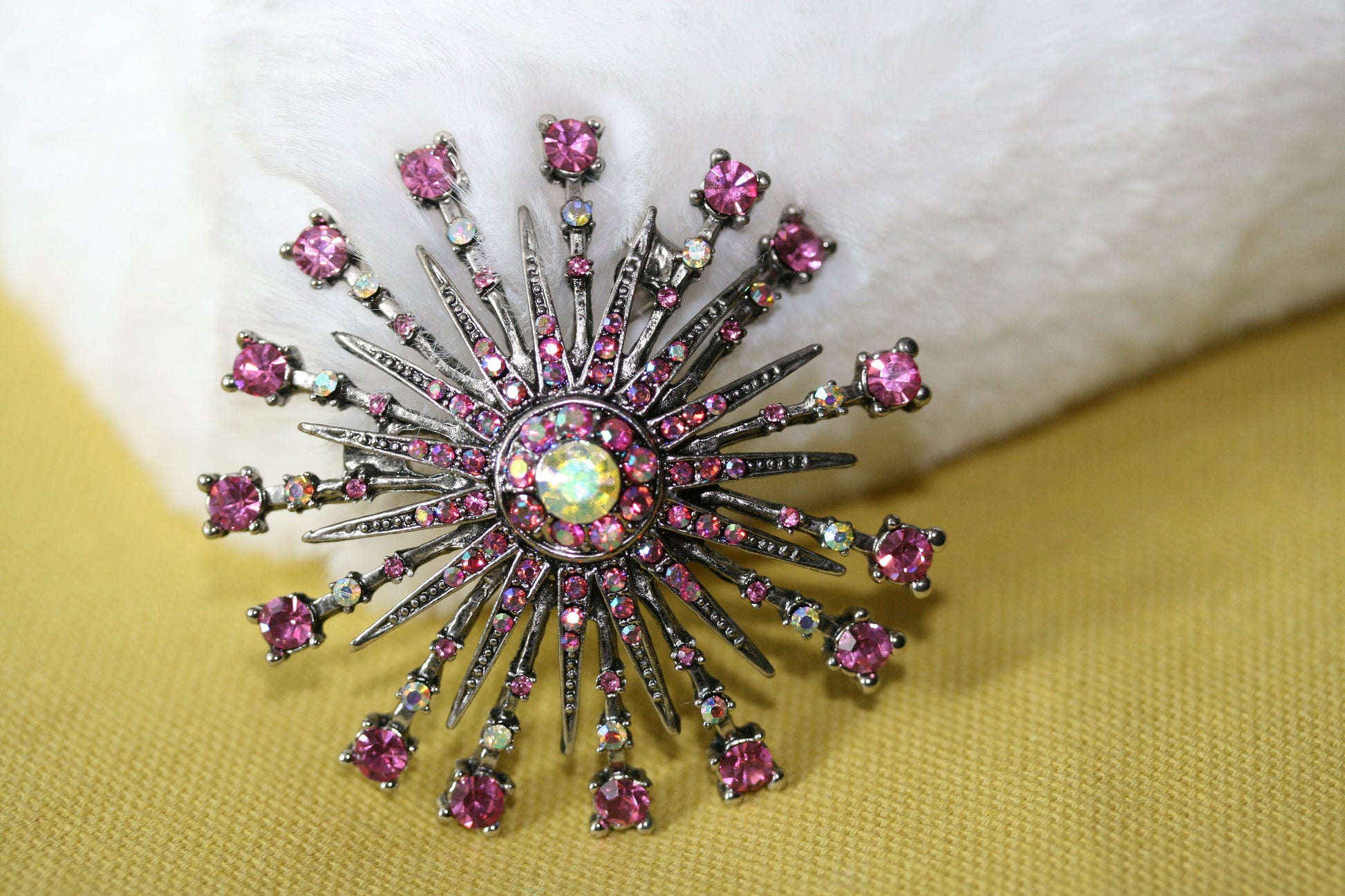 Large Pink Brooch Round Shape Crystal Rhinestone Brooches Wedding Jewelry Bling Cake Broach Décor Dress Sash Pin, Flower brooch for women