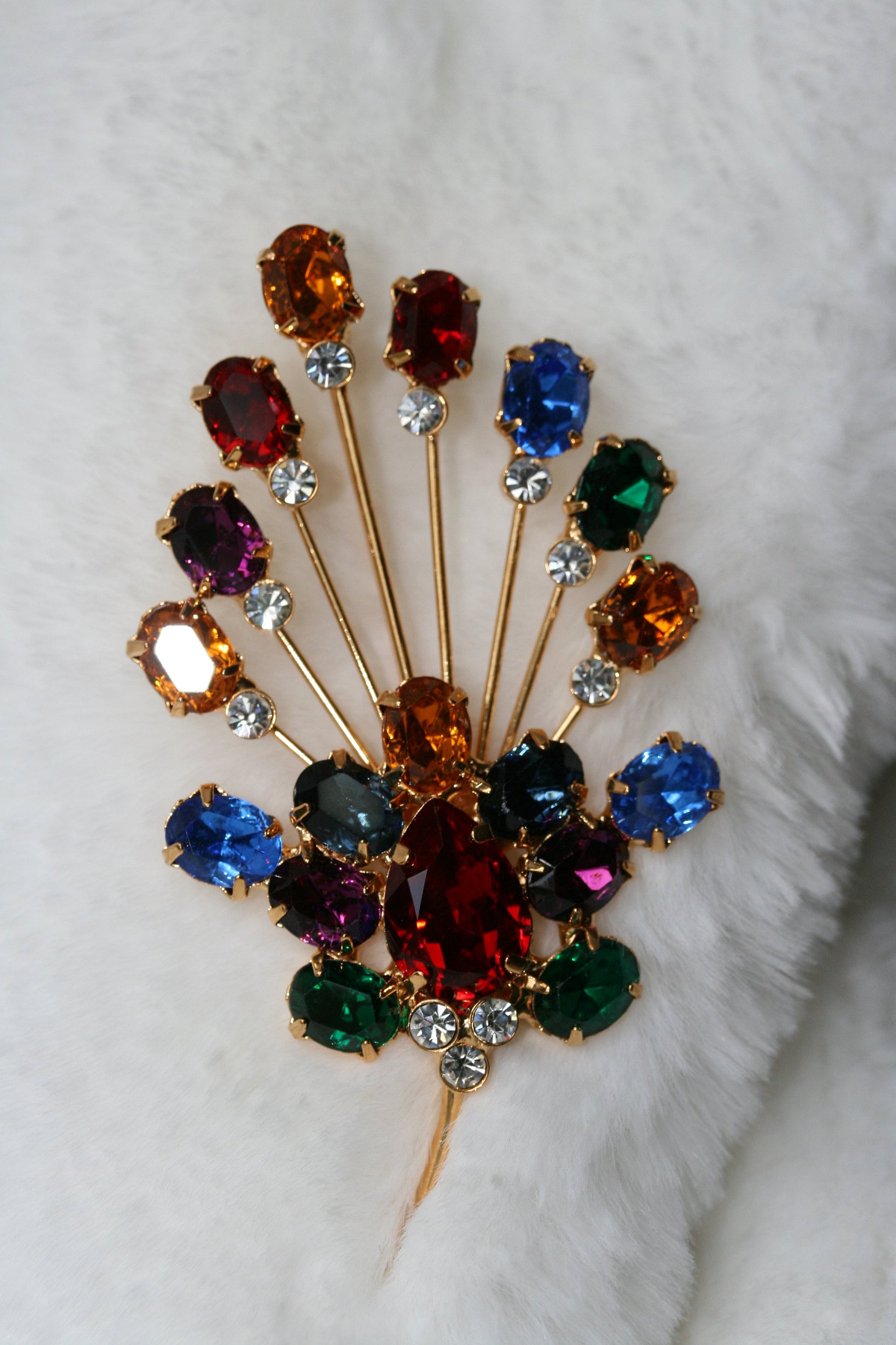 Big Crystal Balloon Brooches For Holiday, Birthday Party Rhinestone Brooch Pin Friends Gift