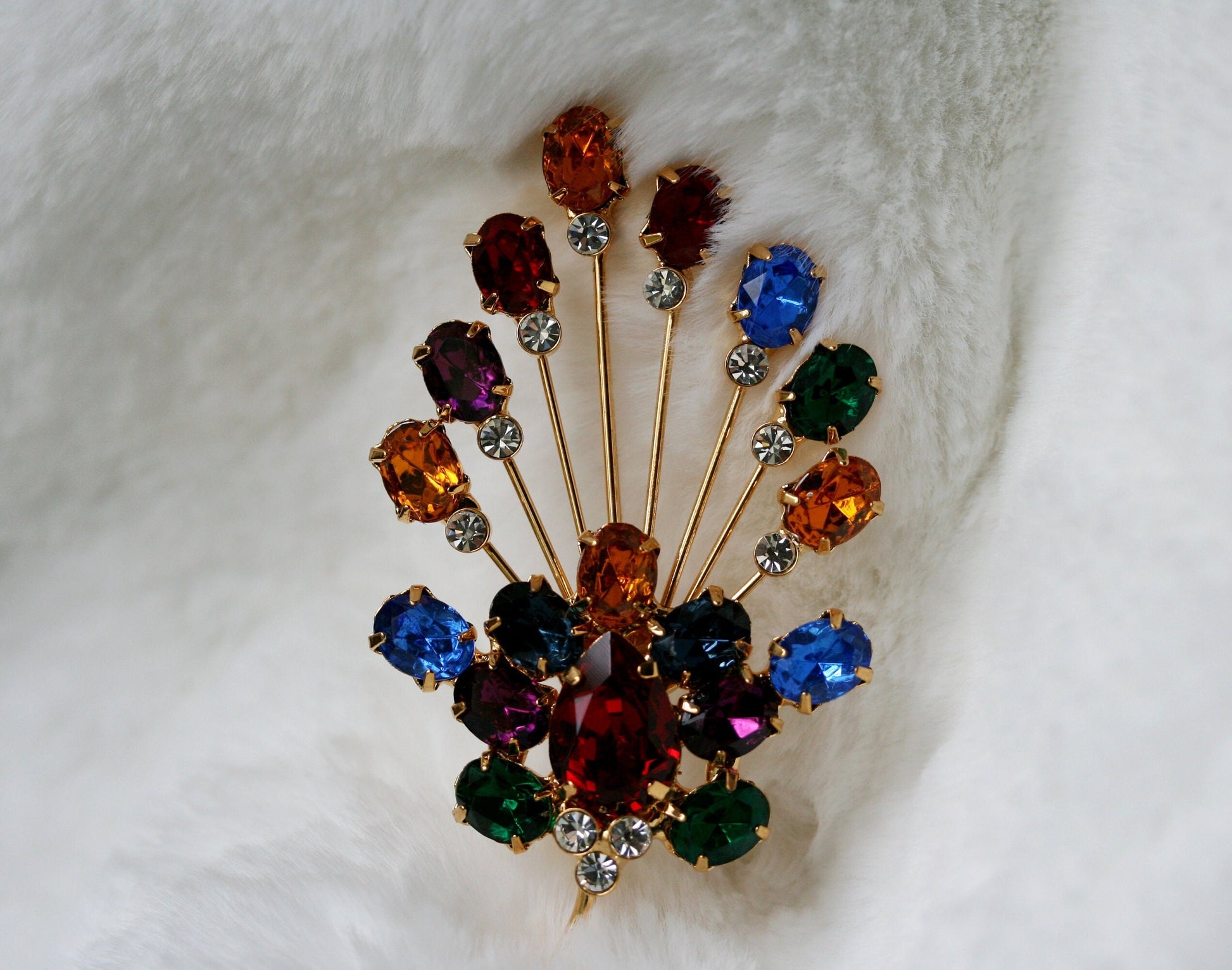 Big Crystal Balloon Brooches For Holiday, Birthday Party Rhinestone Brooch Pin Friends Gift