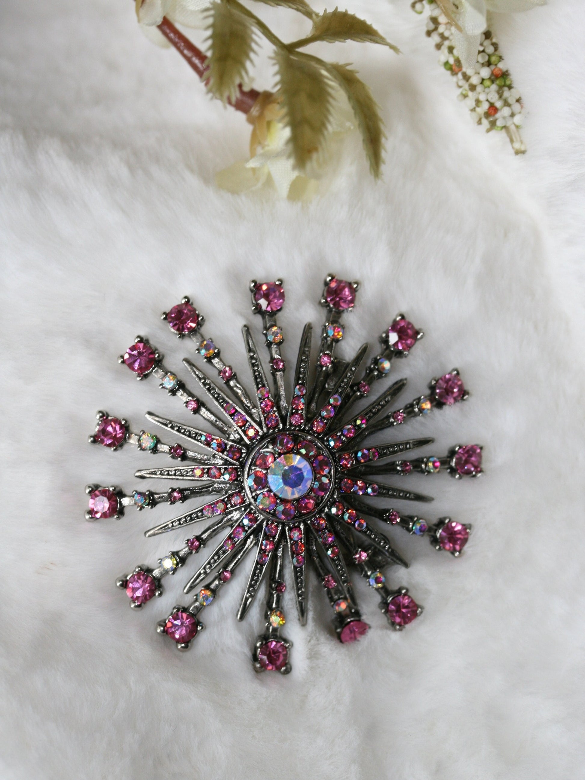 Large Pink Brooch Round Shape Crystal Rhinestone Brooches Wedding Jewelry Bling Cake Broach Décor Dress Sash Pin, Flower brooch for women