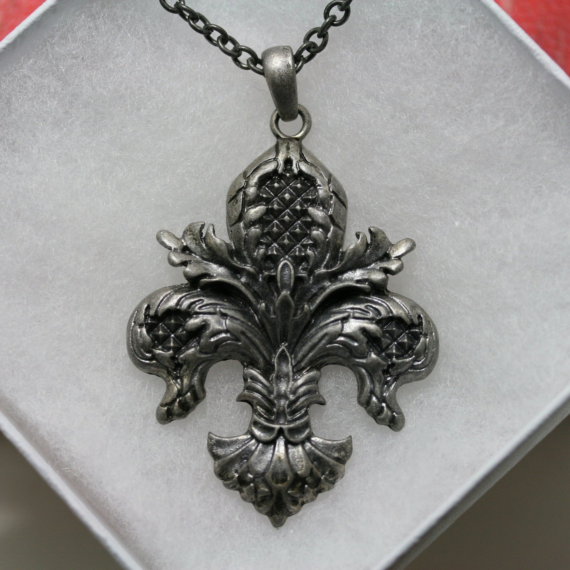 Hand Cut, Hand Engraved Fleur de Lis Antique Silver Vintage Pendant Earring-Set French Fleur de Lis Necklace Set
