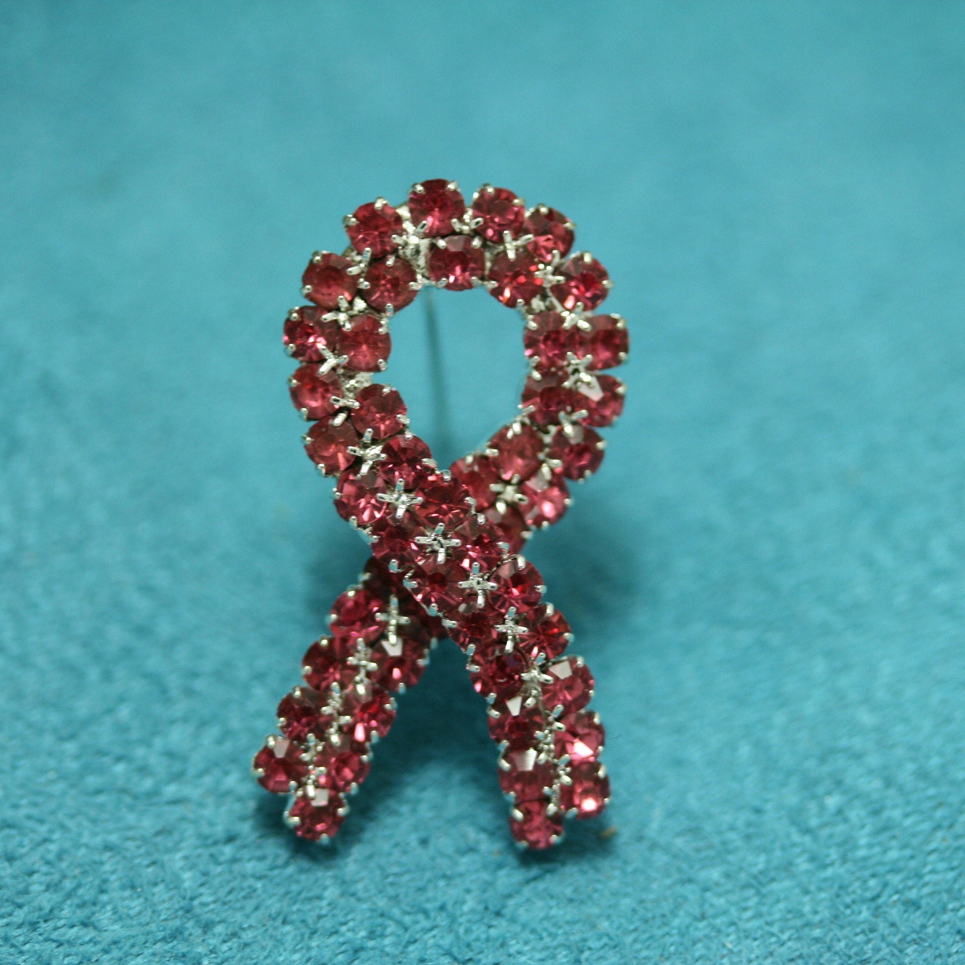 Pink Ribbon Breast Cancer Awareness Pin Brooch Silver-Tone Pink Rhinestones Jewelry