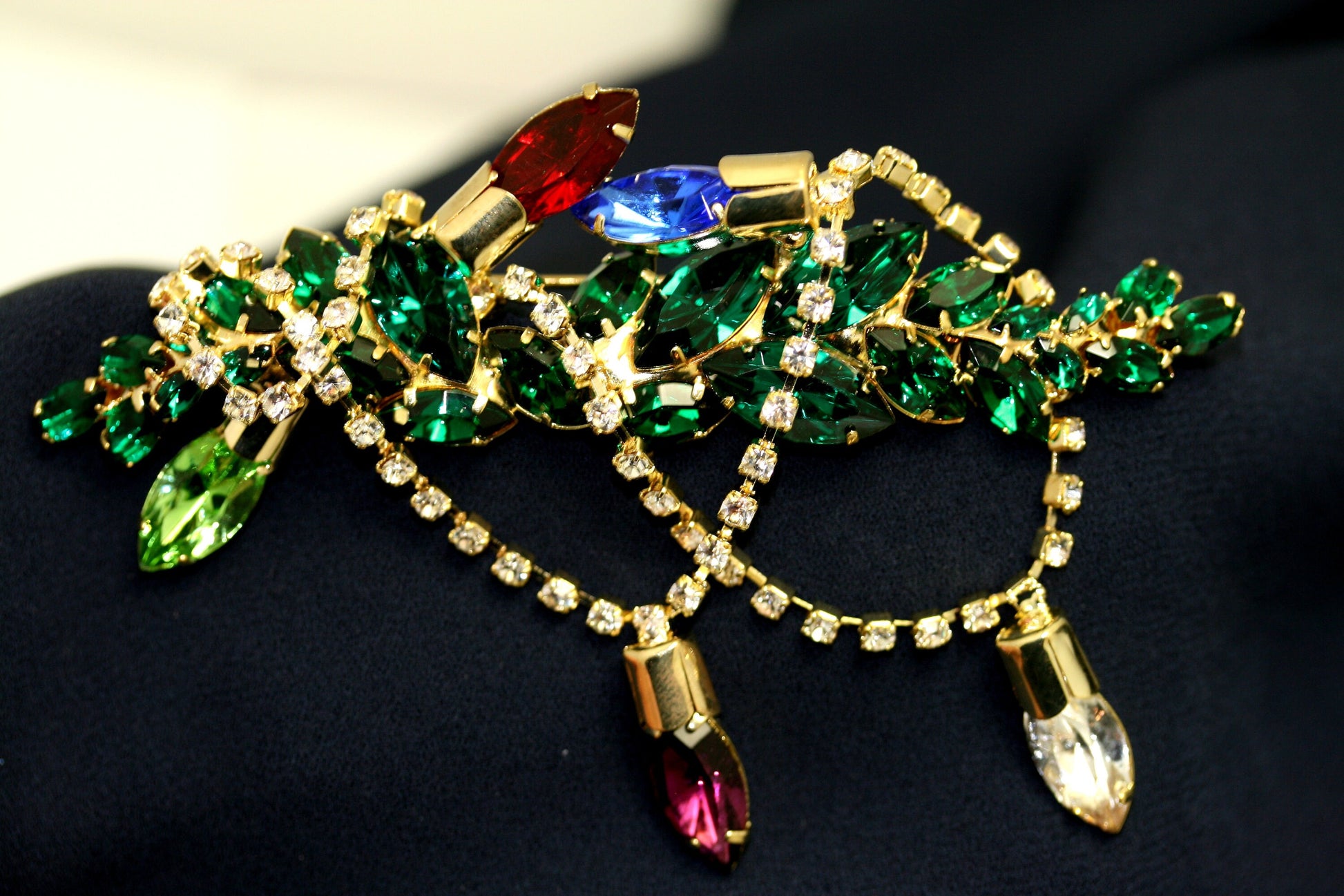 Vintage Design Christmas Lights Rhinestone Pin Brooch Festoon of Crystal Light, Xmas Holiday Light, Holiday Jewelry