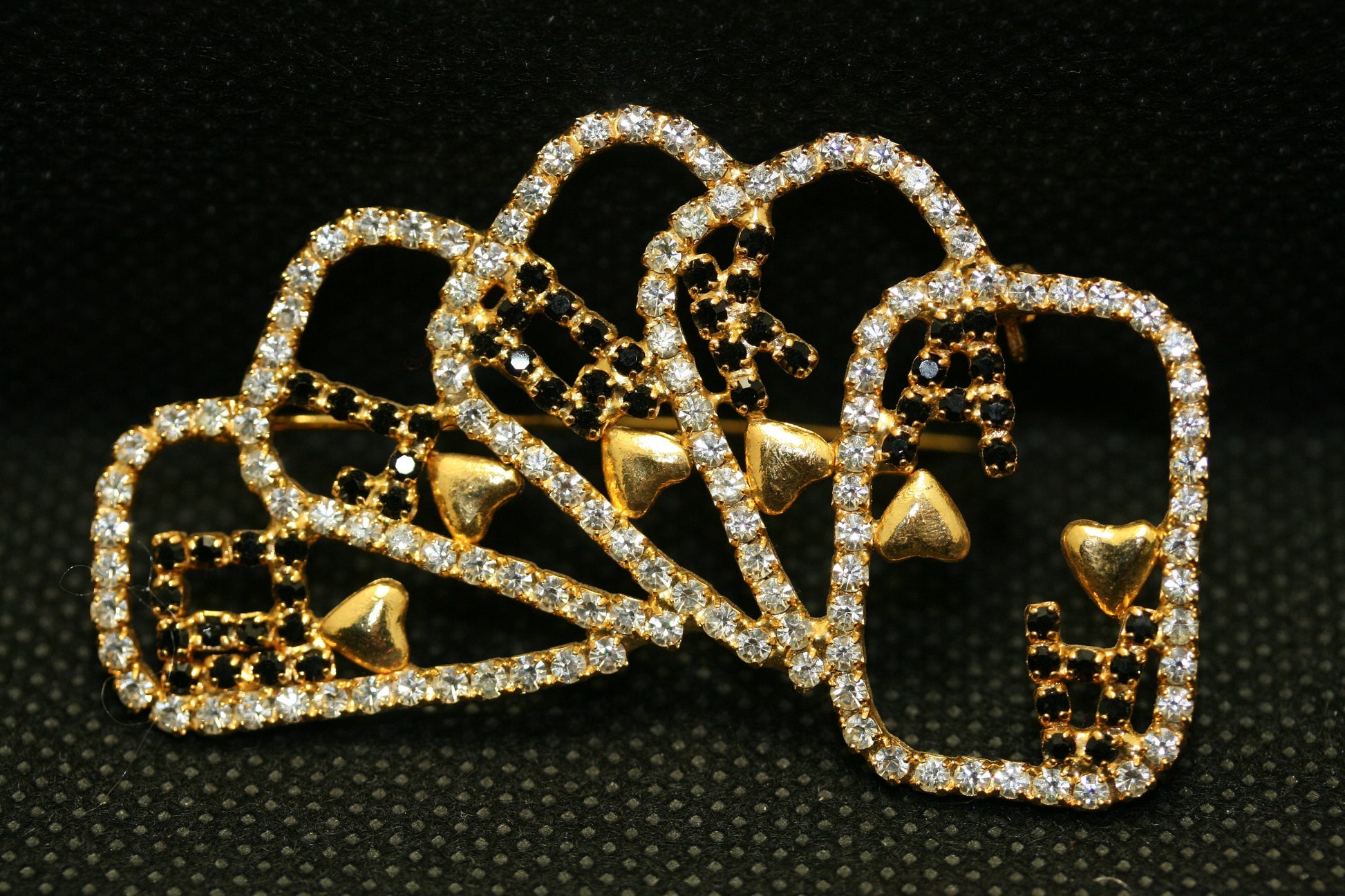 GAMBLER'S BROOCH Rhinestone Porker Card Game Brooch Royal Flash Suit Large Openwork Design Casino Pin