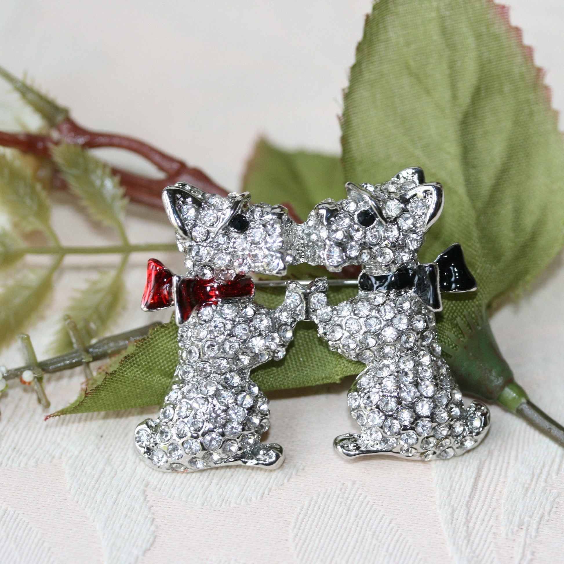 Vintage Scottie Dogs Kissing Rhinestone Brooch, Costume Dog Jewelry, Crystal Silver Plated Kissing Dog Pin
