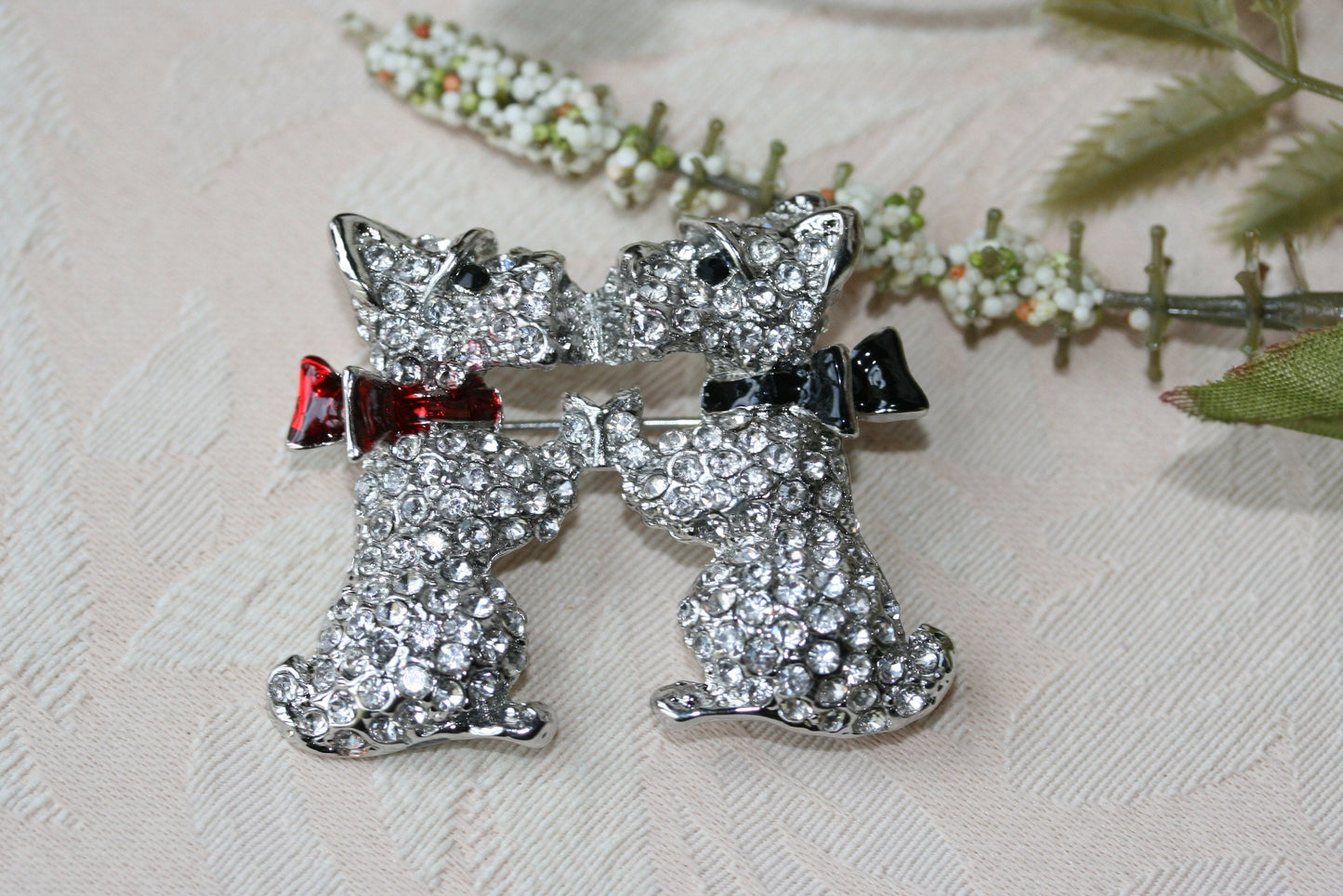 Vintage Scottie Dogs Kissing Rhinestone Brooch, Costume Dog Jewelry, Crystal Silver Plated Kissing Dog Pin