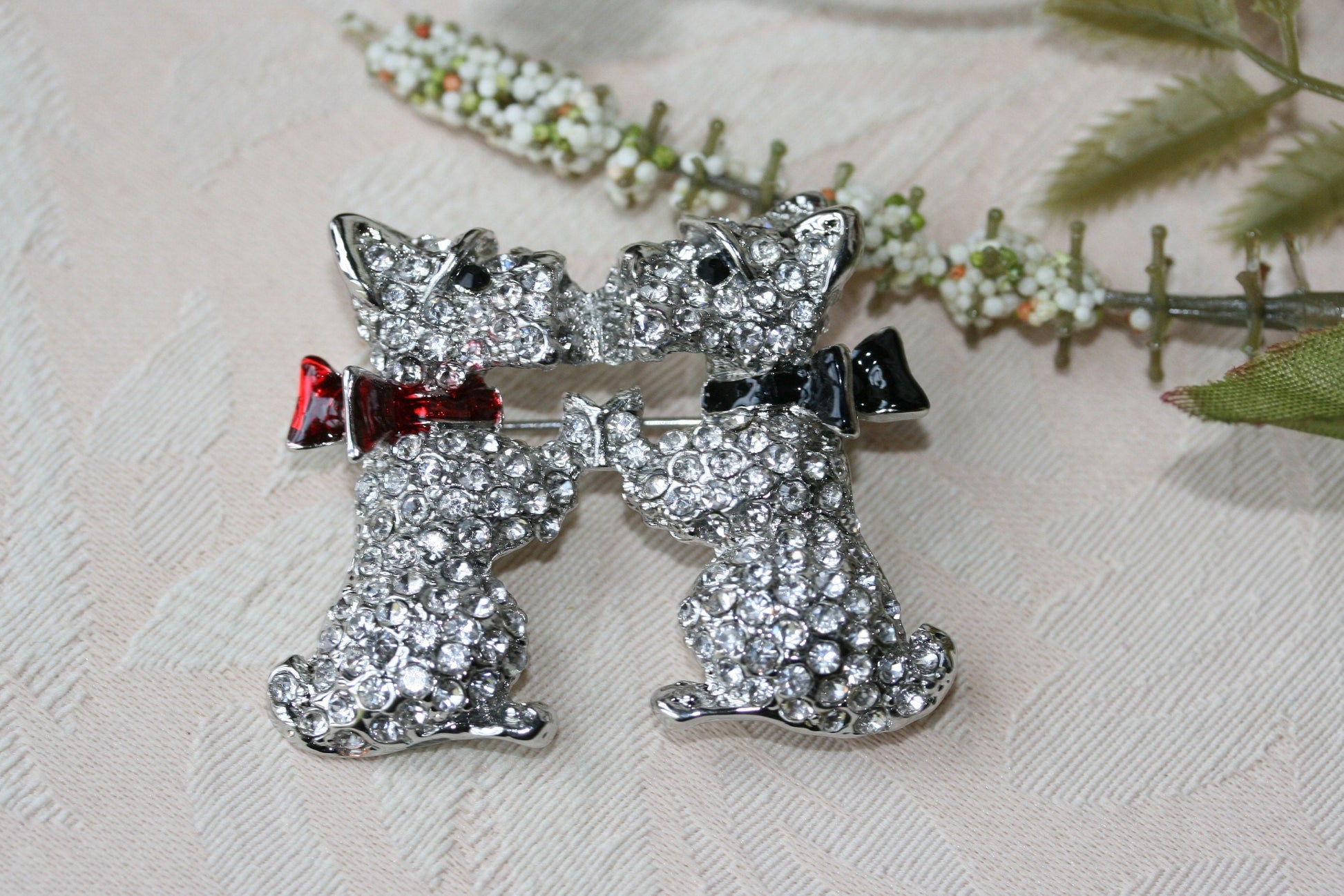 Vintage Scottie Dogs Kissing Rhinestone Brooch, Costume Dog Jewelry, Crystal Silver Plated Kissing Dog Pin