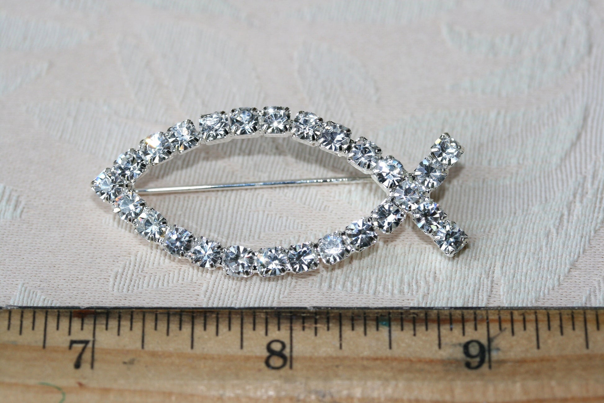 Christian Symbol Brooch Ichthys Pin Christianity Fish Jewelry Clear Rhinestones Fashion Jewelry
