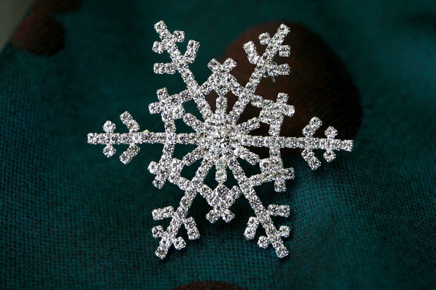 Silver Crystal Rhinestone Snowflake Christmas Pin Brooch Or Pendant, Diamond Winter Holiday Xmas Jewelry Gift