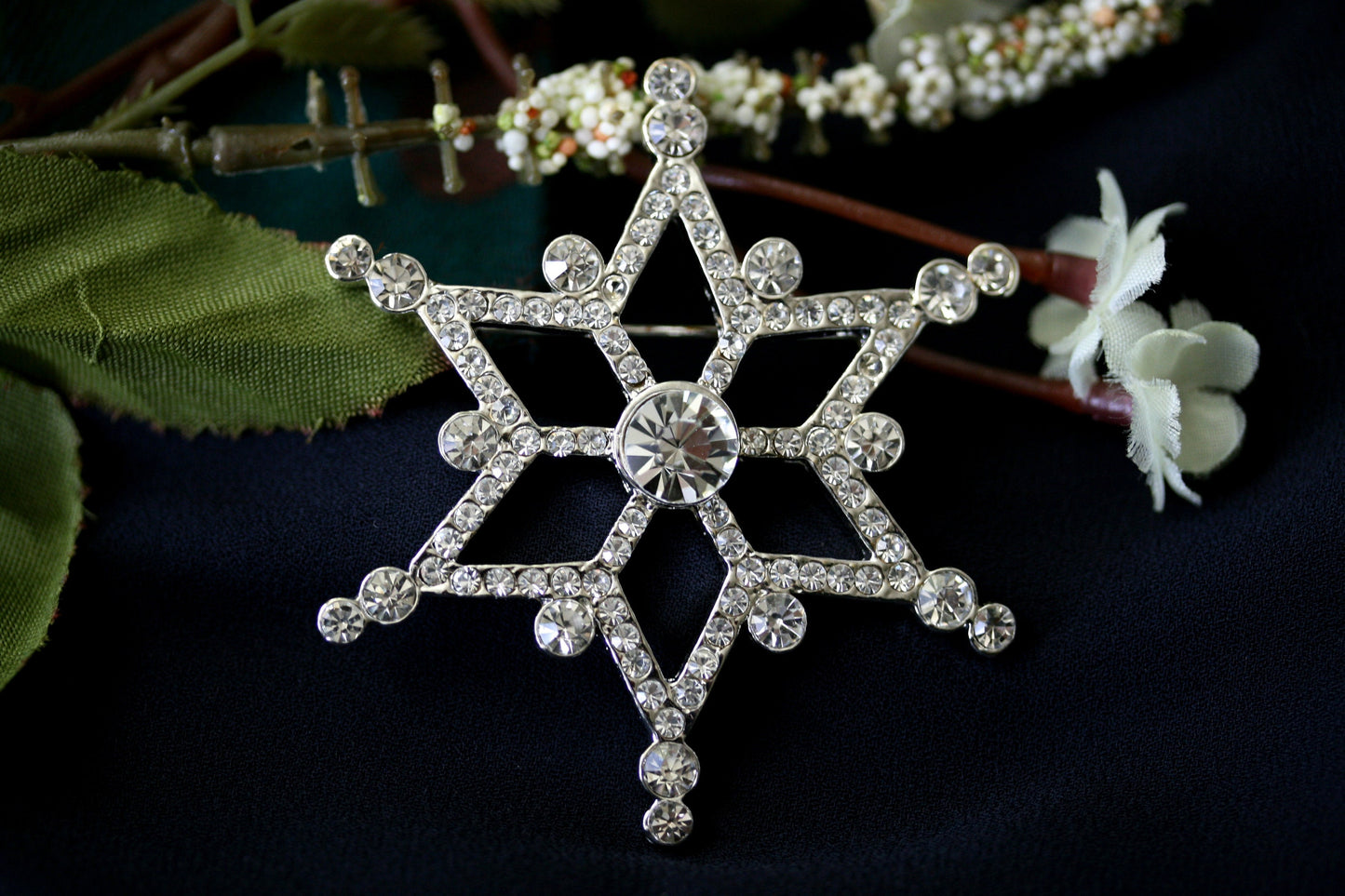 Rhinestone Christmas Silver-Plated Snowflake Star Brooch, Pin Winter Snow Xmas Jewelry, Holiday Jewelry Gift