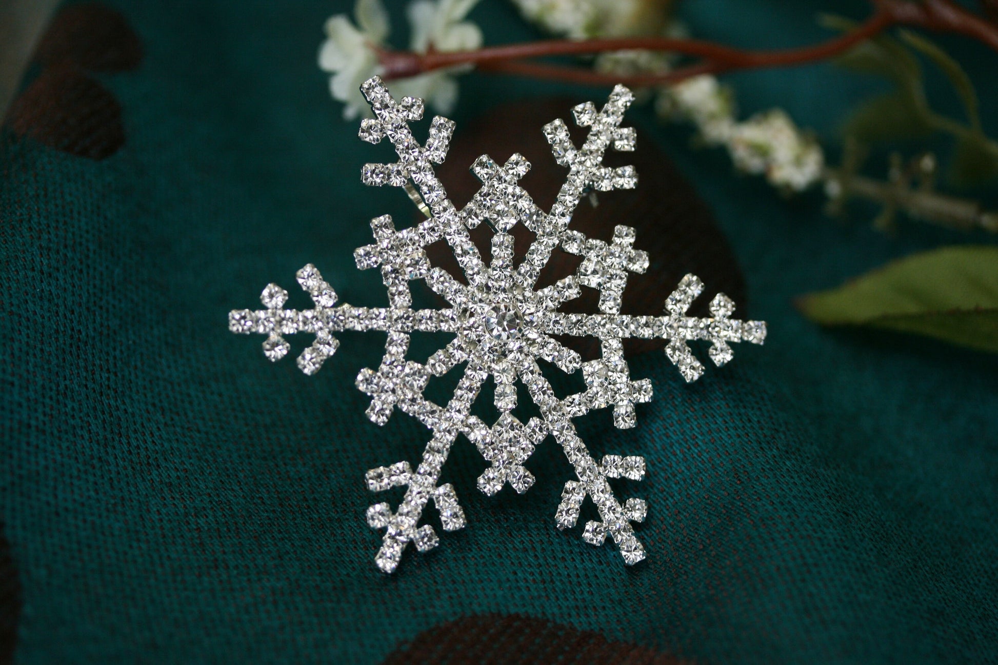 Silver Crystal Rhinestone Snowflake Christmas Pin Brooch Or Pendant, Diamond Winter Holiday Xmas Jewelry Gift