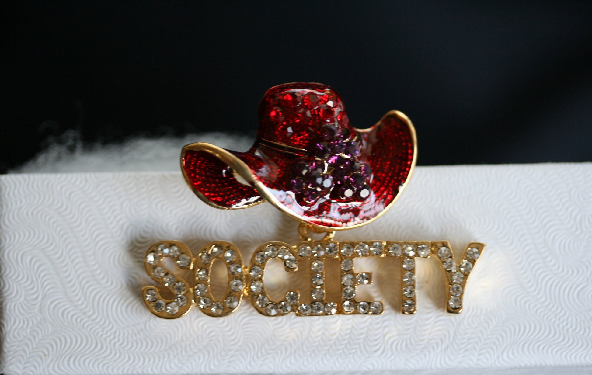 Enamel Red Hat Society Diamond Rhinestone Hat Lapel Brooch Pin, Ladies Fashion Brooches Pins Crystal Red Hat Society Jewelry