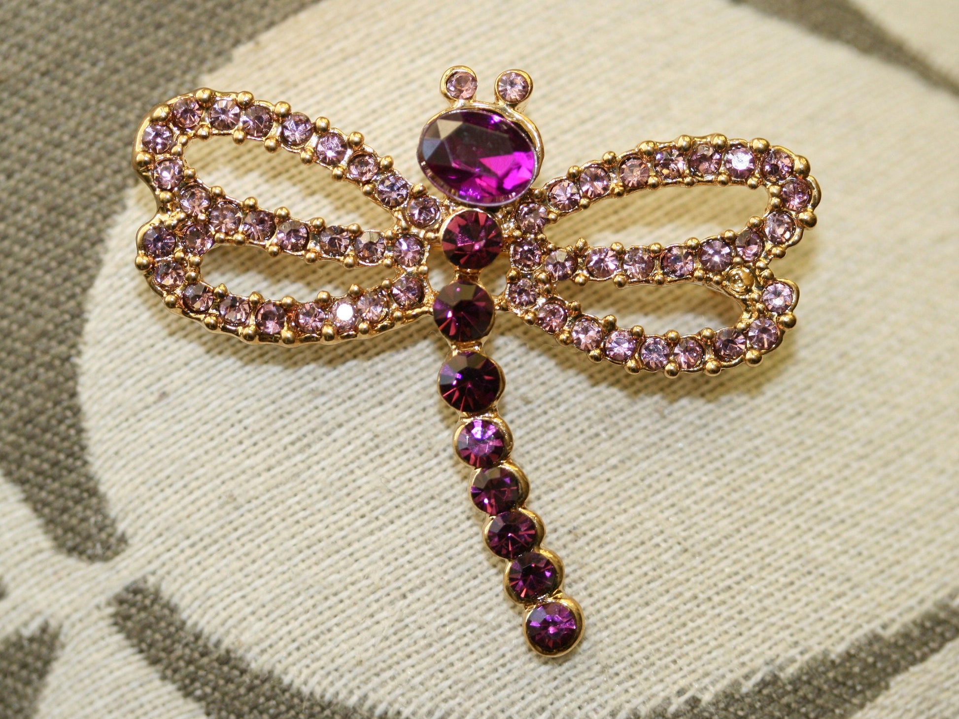 Vintage Dragonfly Brooch Handcrafted Rhinestone Spring Brooch Pin - Purple Crystal Dragonfly Brooch