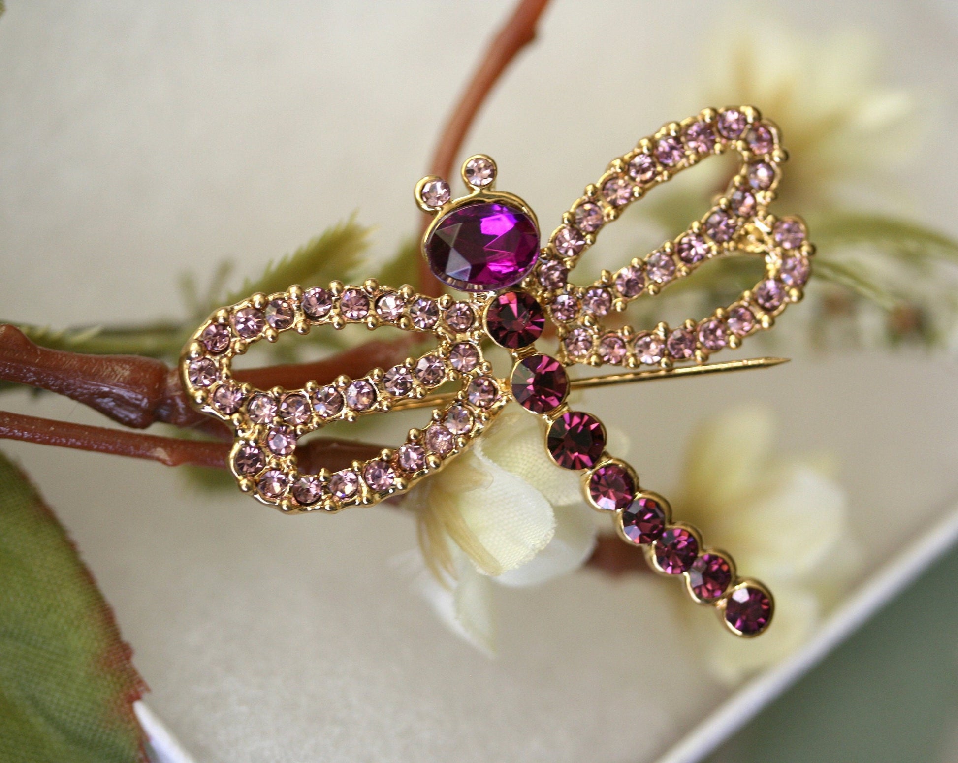 Vintage Dragonfly Brooch Handcrafted Rhinestone Spring Brooch Pin - Purple Crystal Dragonfly Brooch