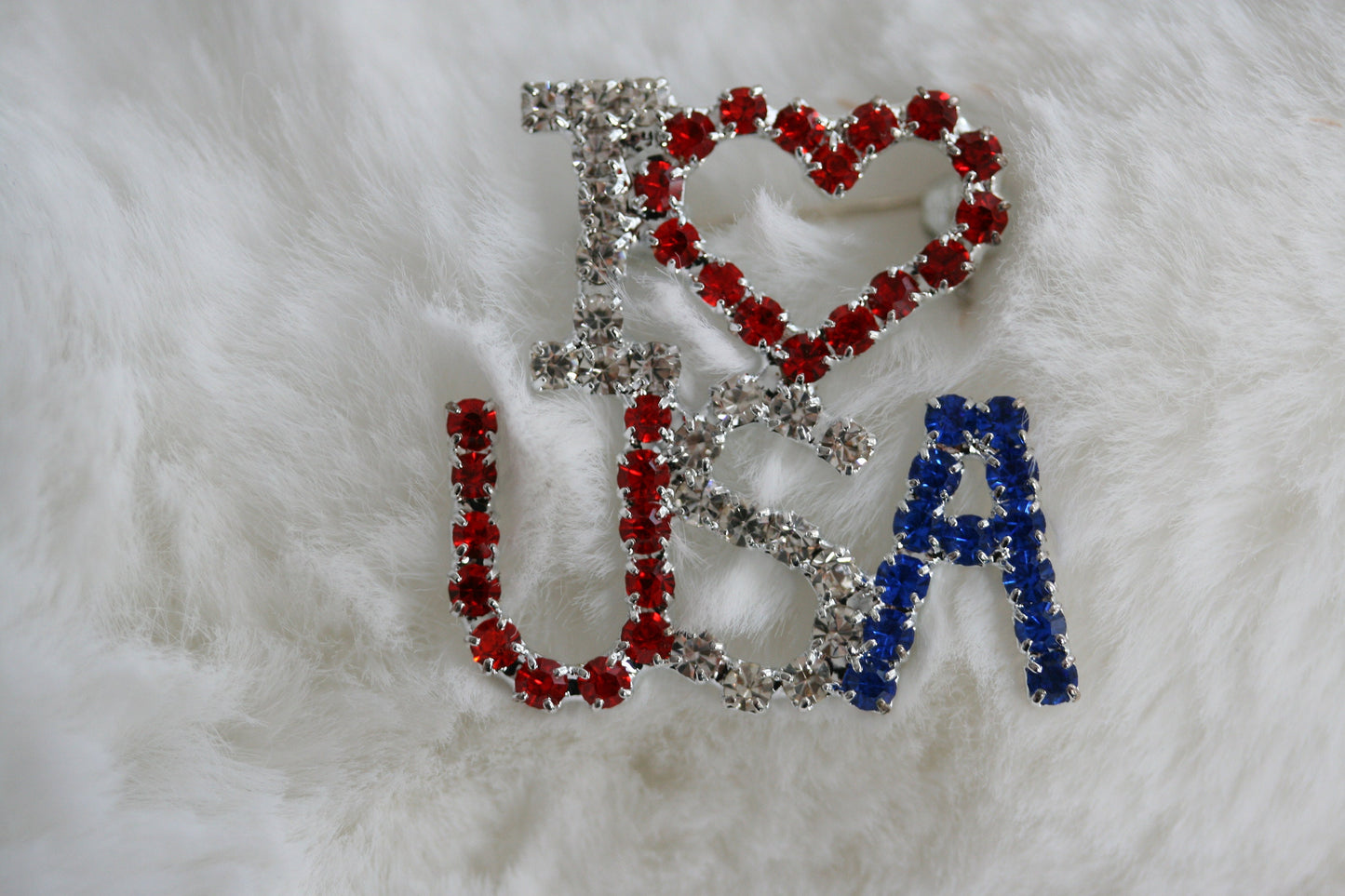I love (Red Heart) the USA Red White and Blue Patriotic Rhinestone Pin Brooch Broach