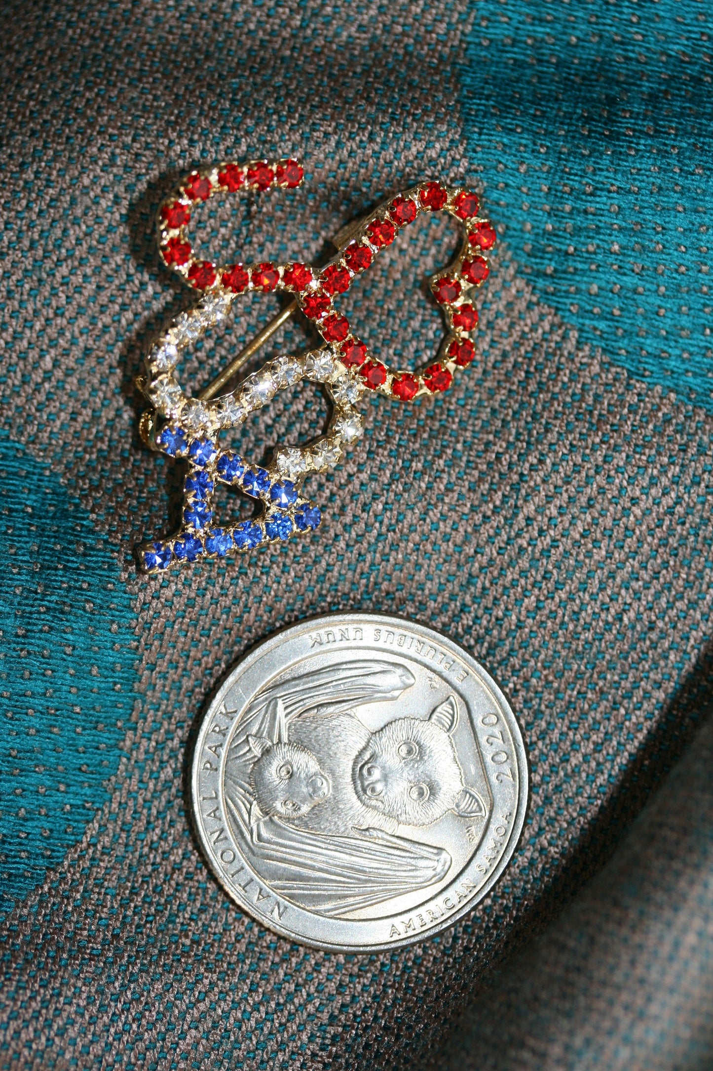 I love (Red Heart) the USA Red White and Blue Patriotic Rhinestone Pin Brooch Broach