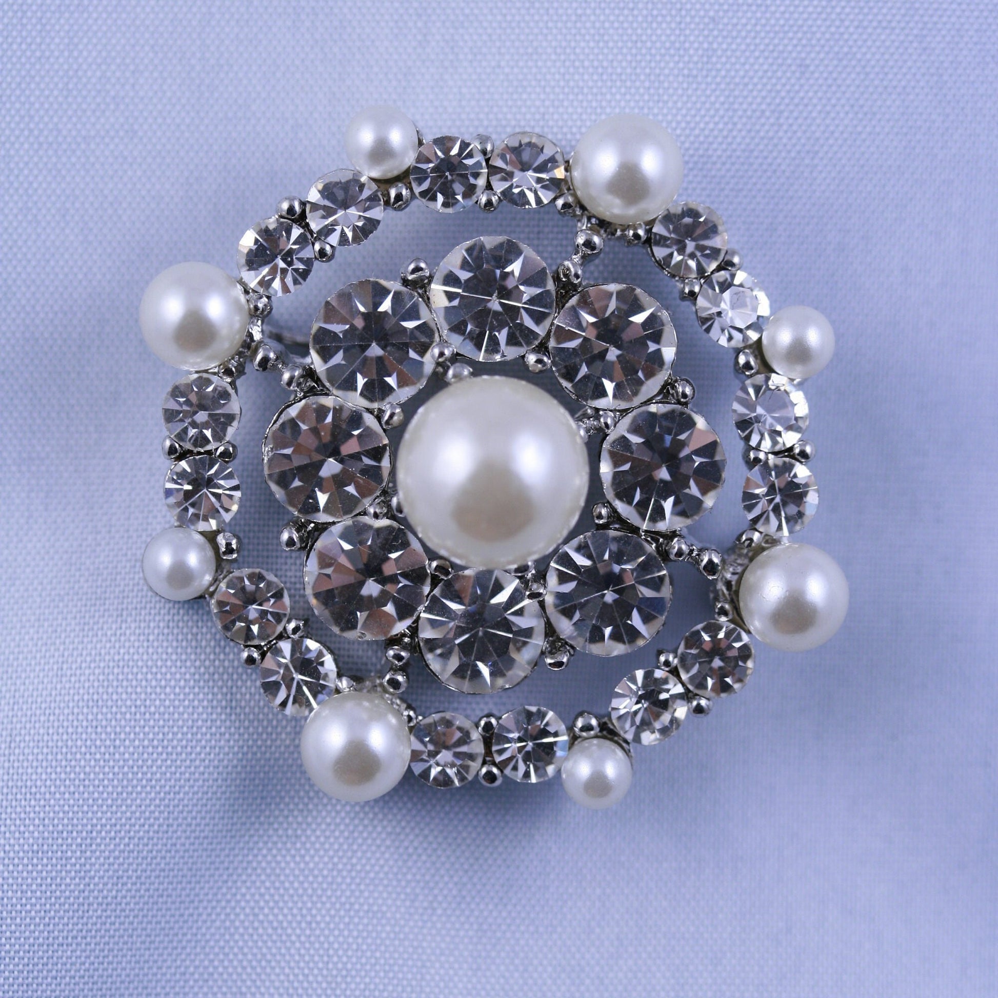 Rhinestone & Faux Pearl Décor Snowflake Design Brooch, Crystal Snowflake Pin Costume Dress Wedding Brooch