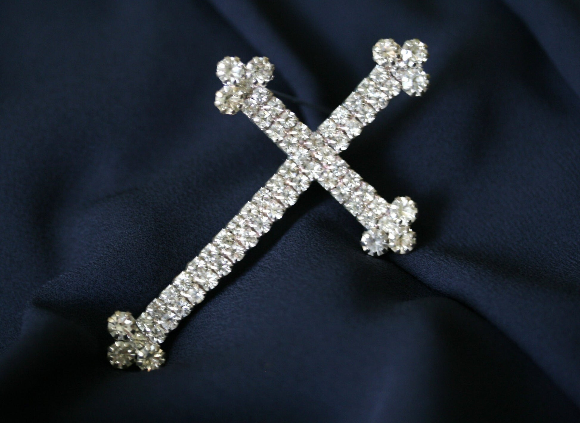 Large Rhinestone Cross Brooch Pin Jewelry Gift Faith Cross Pin Gold Tone Cross, Silver Tone Cross