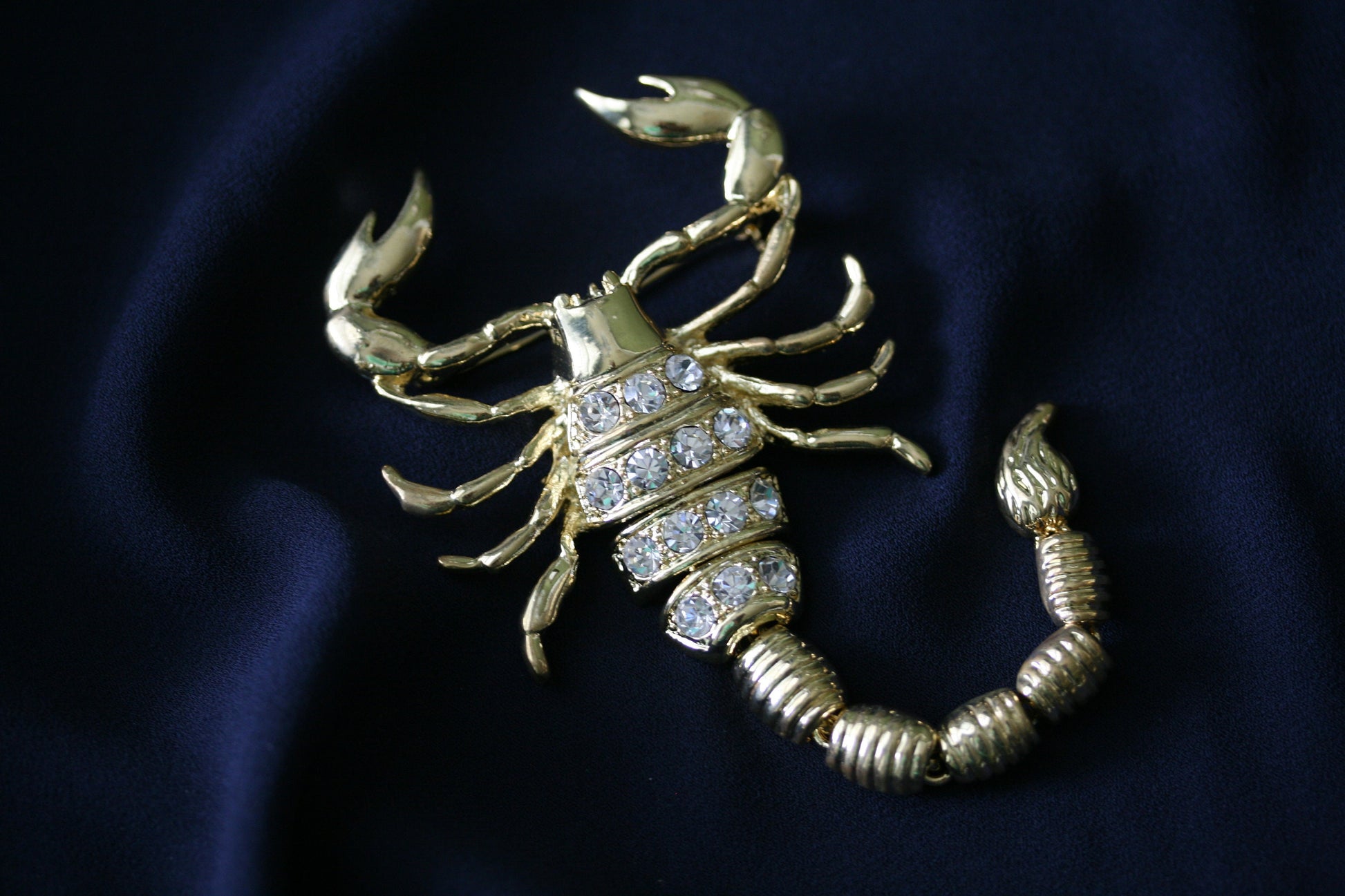 Large Scorpion Rhinestone Embellished Gold Brooch Pin