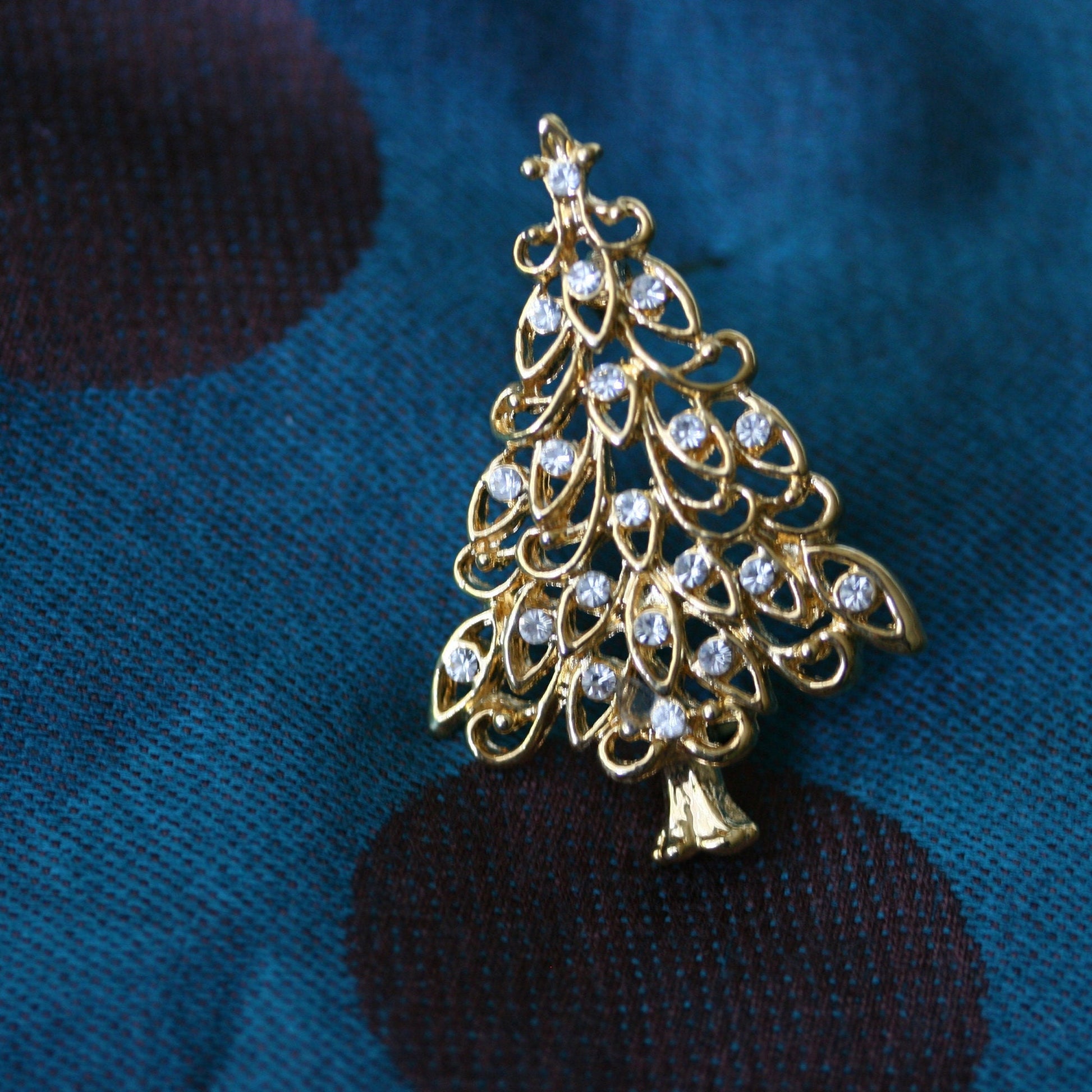 Gold-Tone Clear Rhinestone Christmas Tree Brooch Xmas Tree Pin