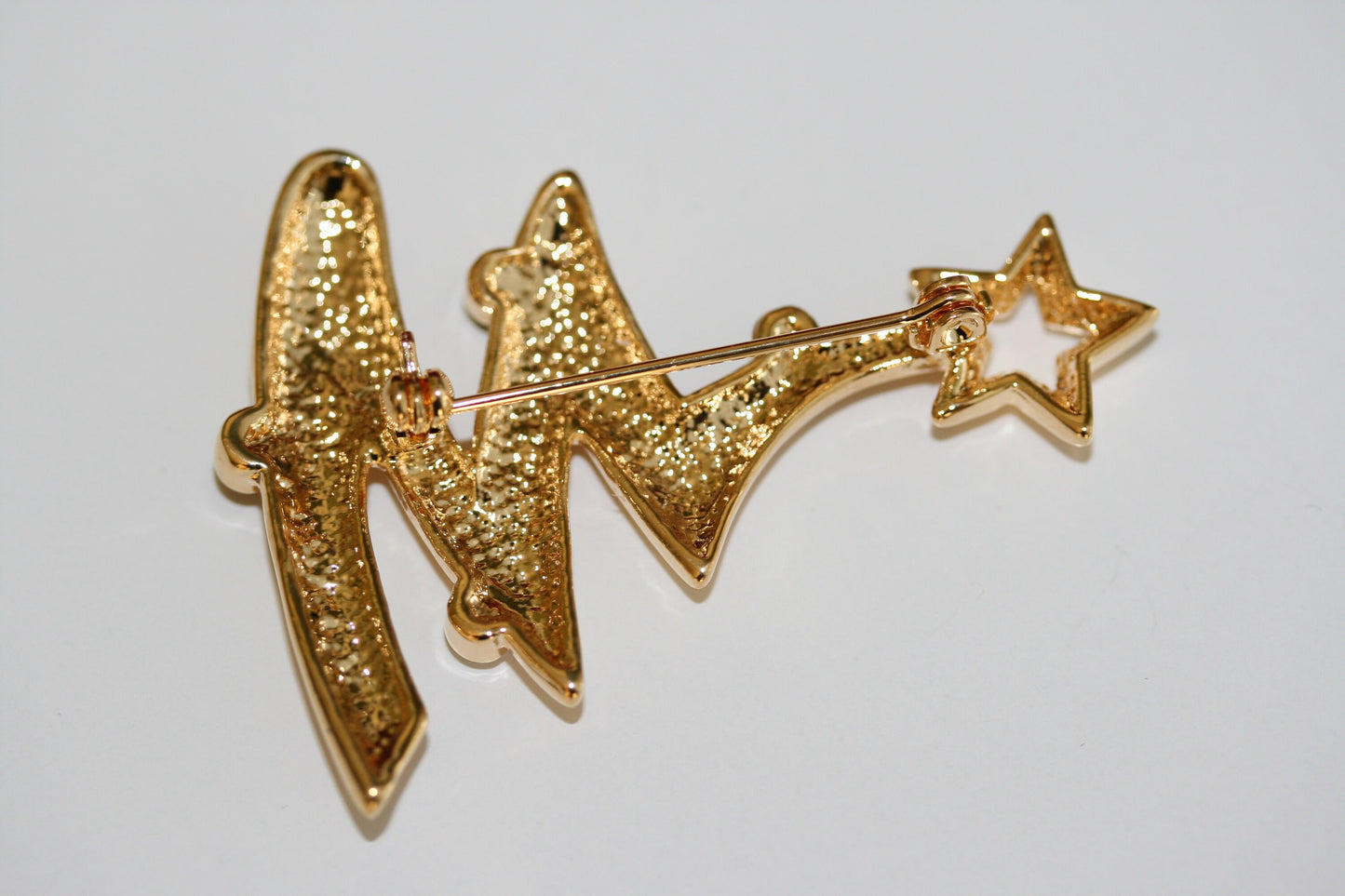 Gold toned green rhinestone Christmas tree brooch pin, Xmas tree with Star pin