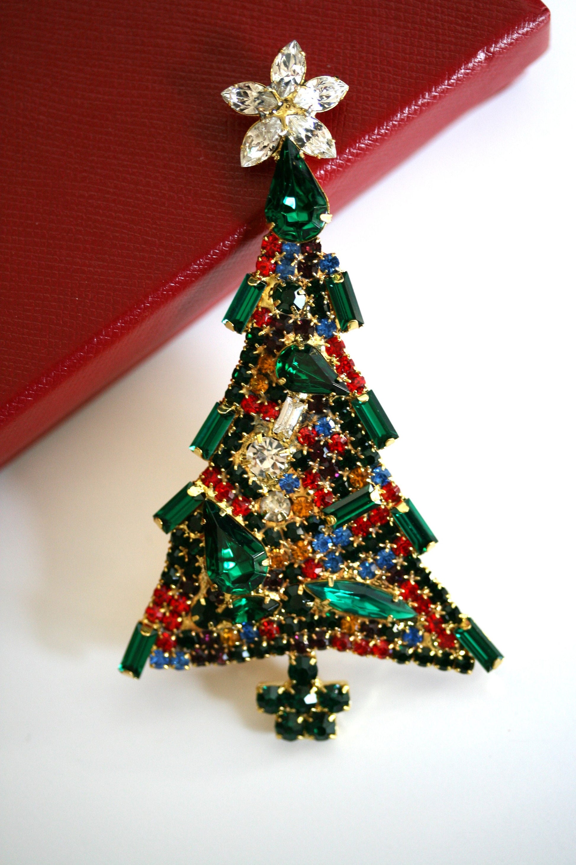 Vintage Christmas Tree Brooch Pin, Multi Color Rhinestone Xmas Tree Brooch Large Christmas Pin