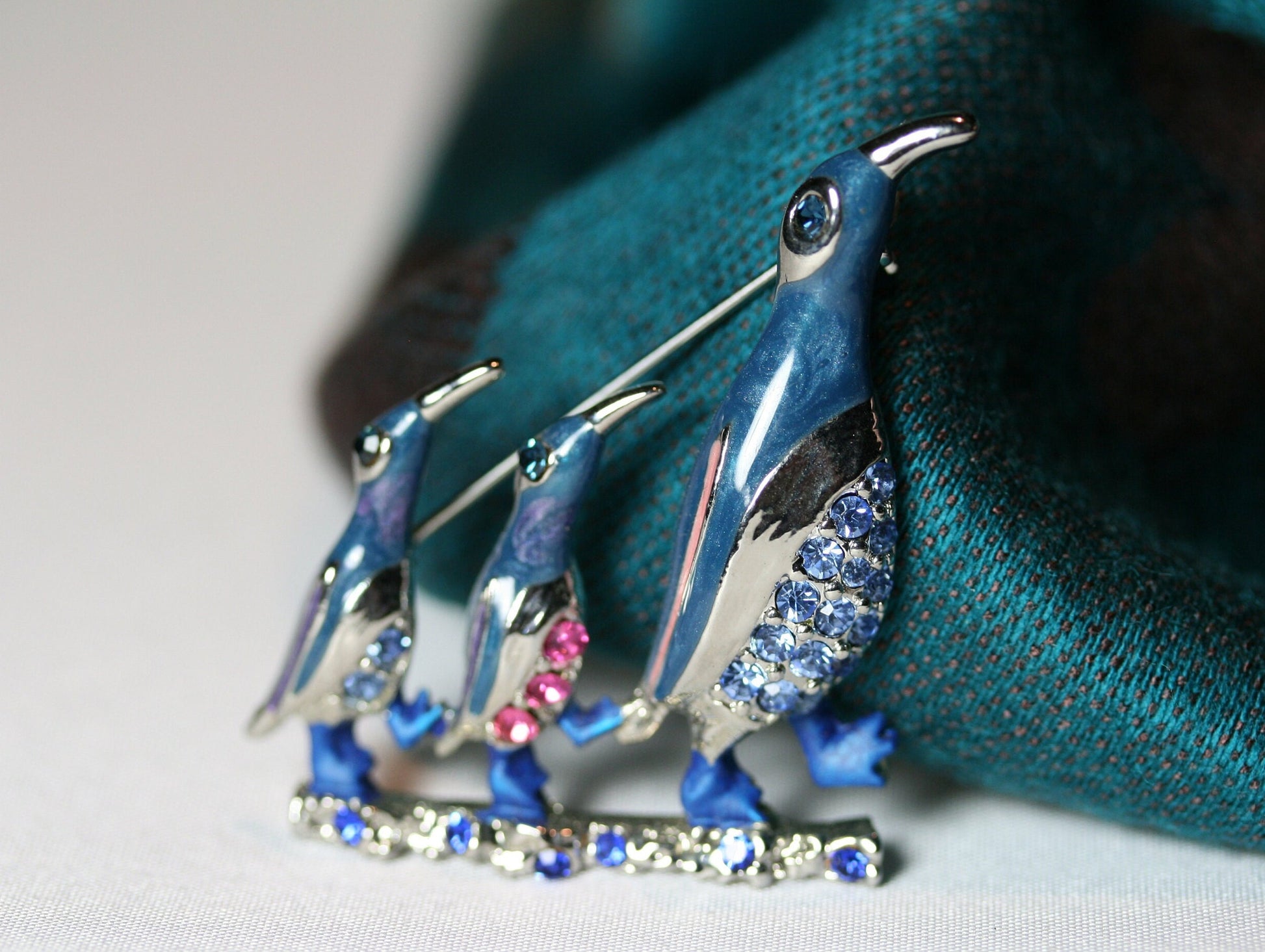 Fine Blue Enamel & Crystal Three Penguins Family Brooch Rhinestone Penguins Pin