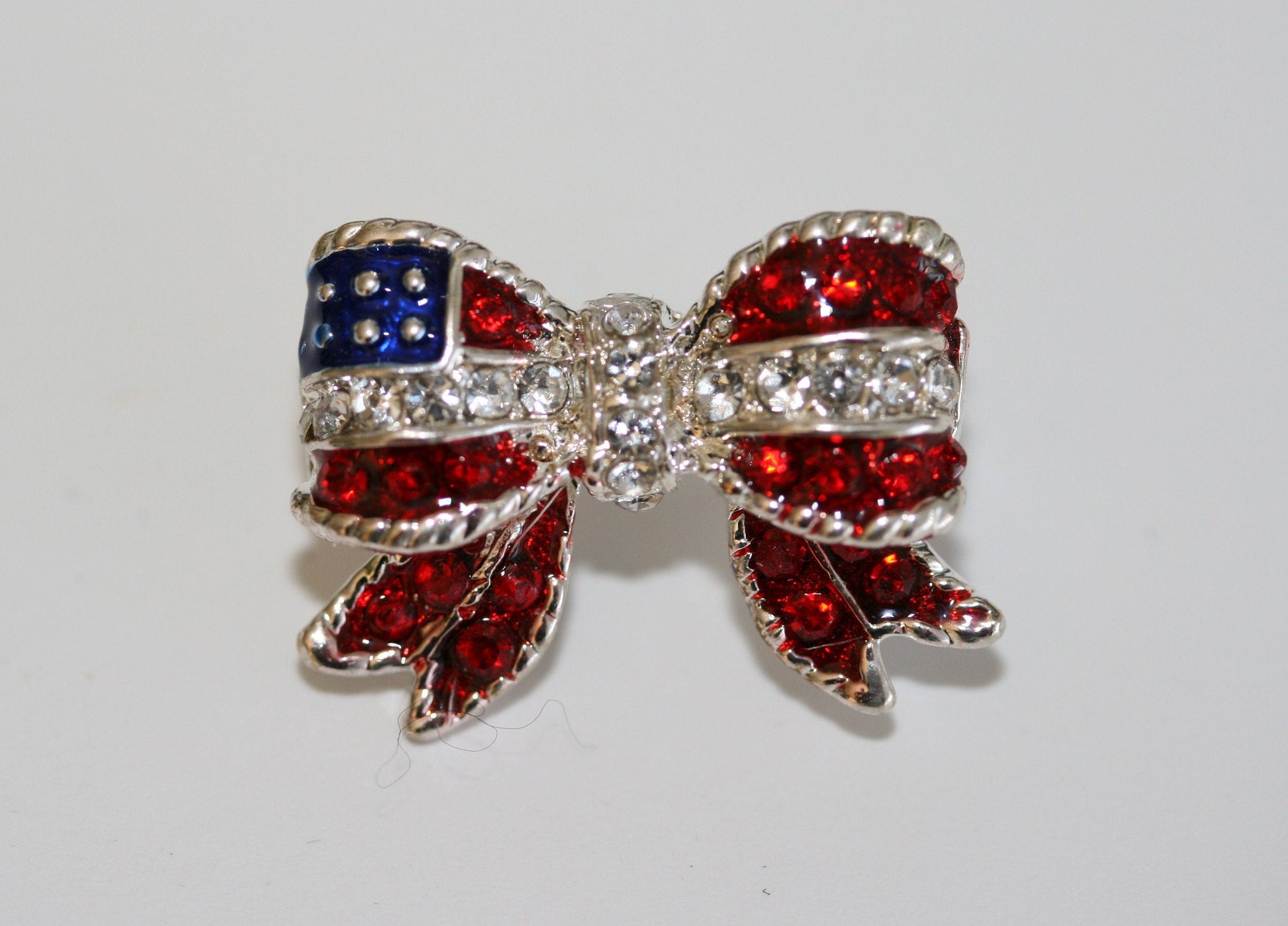 Patriotic Bow Stars And Stripes Brooch Pin Patriotic Flag Stars & Stripes Bow Vintage Figural Pin Brooch