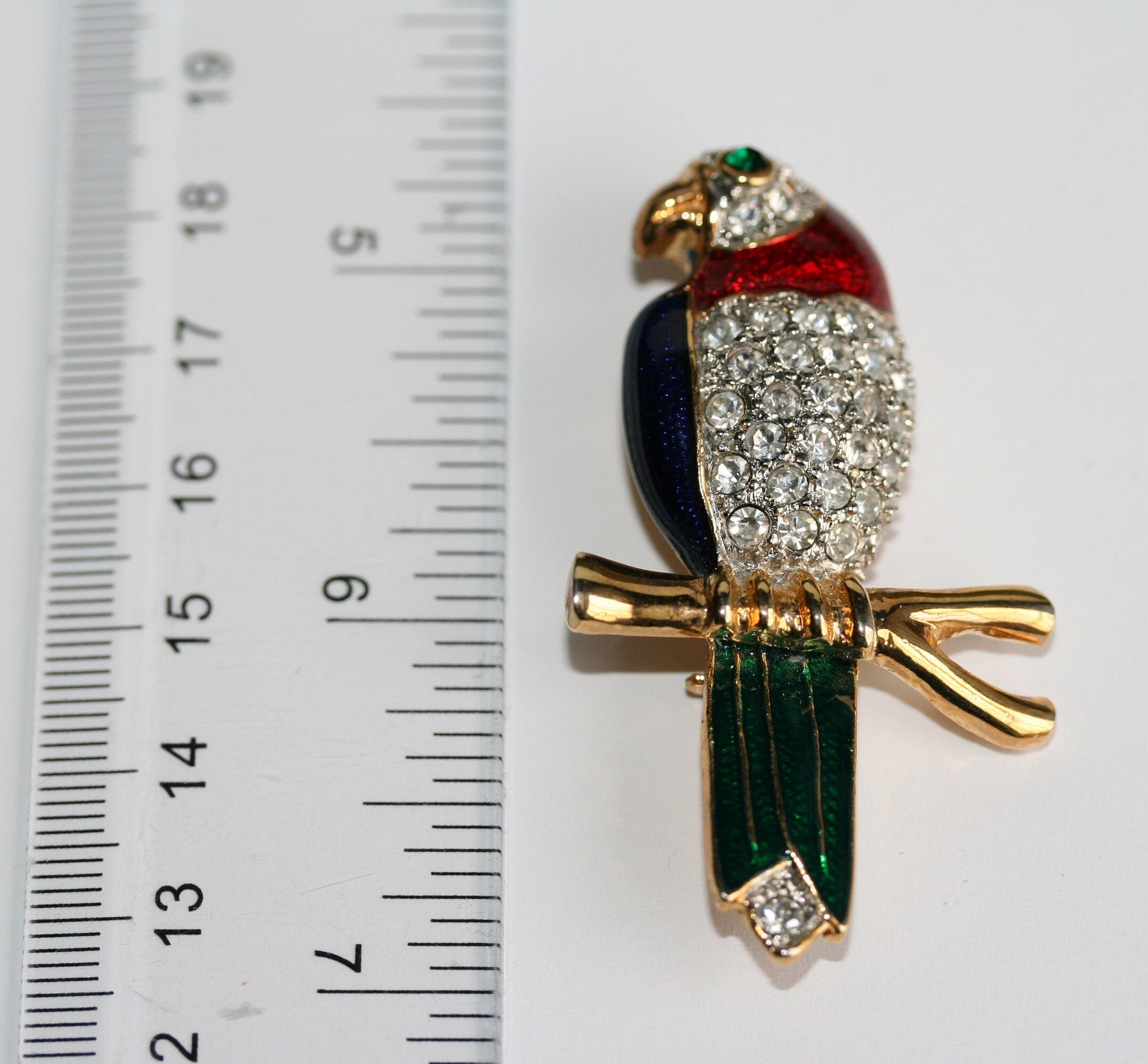 Vintage Adorable Retro Enamel and Rhinestone Parrot Pin Parrot Bird Brooch