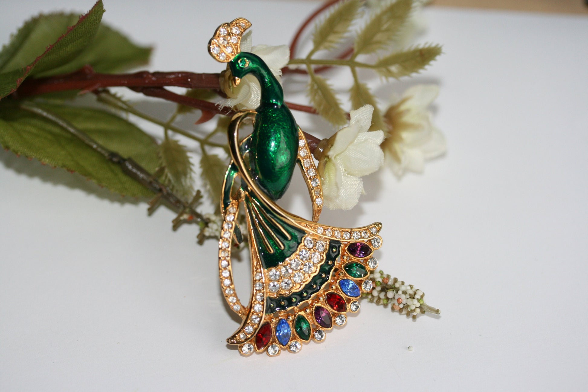 Fashion Accessories Peacock Brooch Vintage Peacocks pin Multi Color Crystal Peacock Brooch