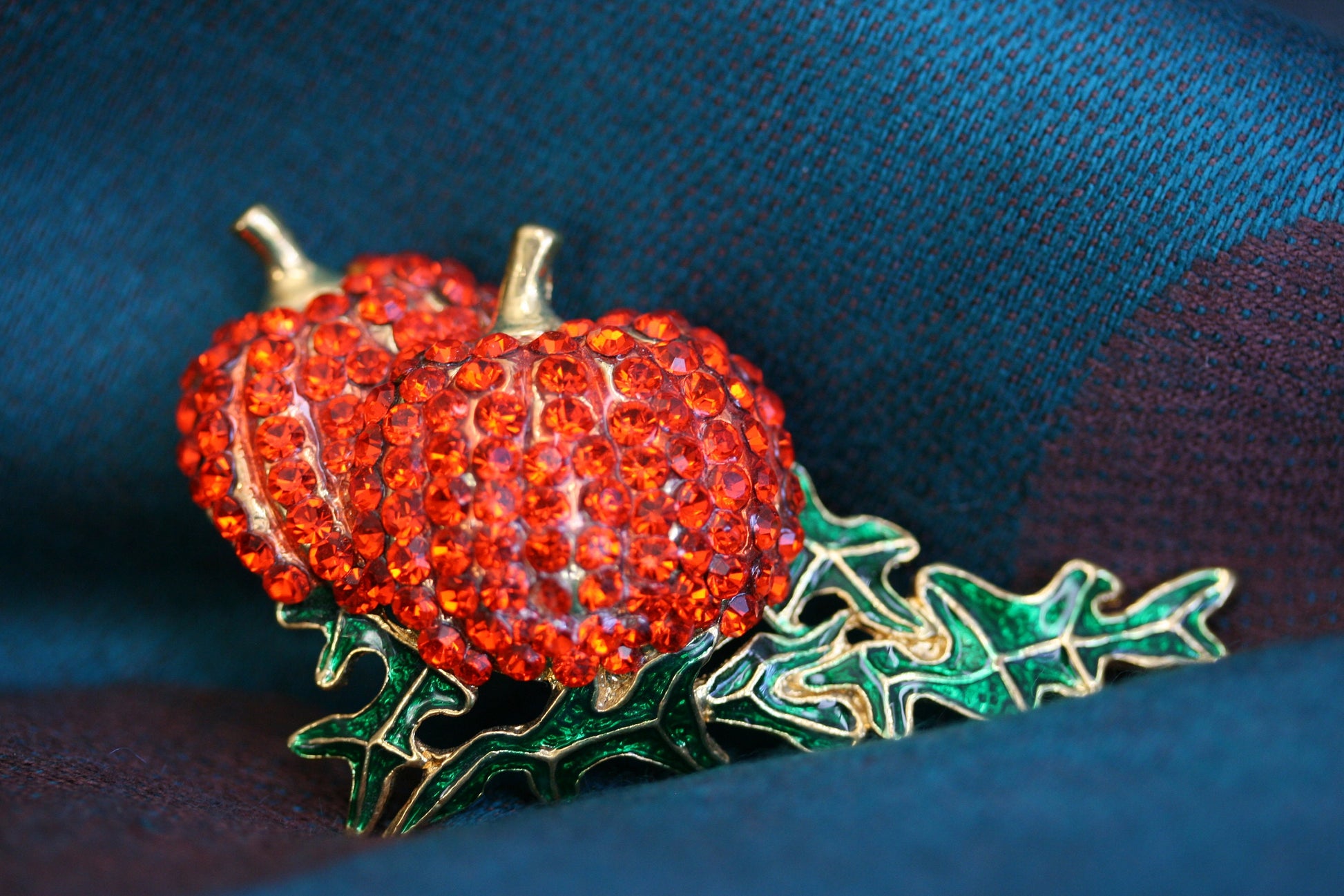 Gold Tone PUMPKIN Pin Brooch Rhinestone Autumn Fall Thanksgiving Jewelry