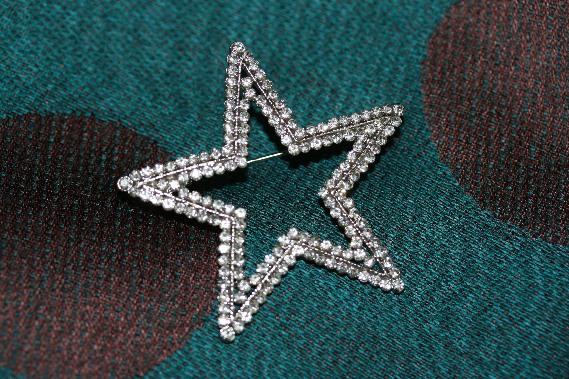 Silver Plated Clear Austrian Crystal Open Layered Star Brooch Rhinestone Star Pin