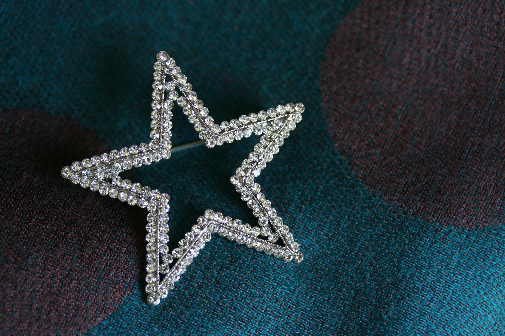 Silver Plated Clear Austrian Crystal Open Layered Star Brooch Rhinestone Star Pin