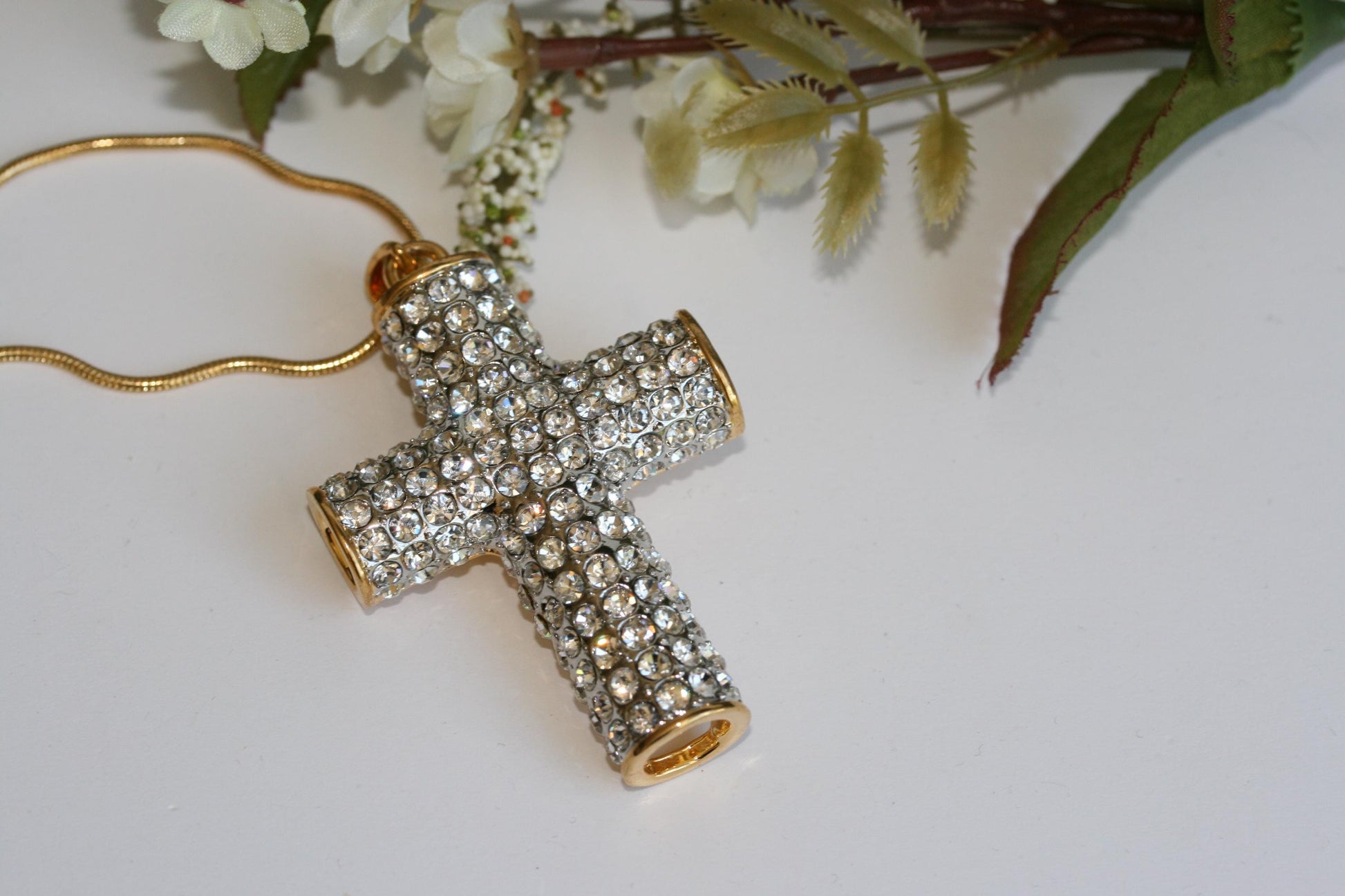 Rhinestone CZ Cross Pendant With Necklace