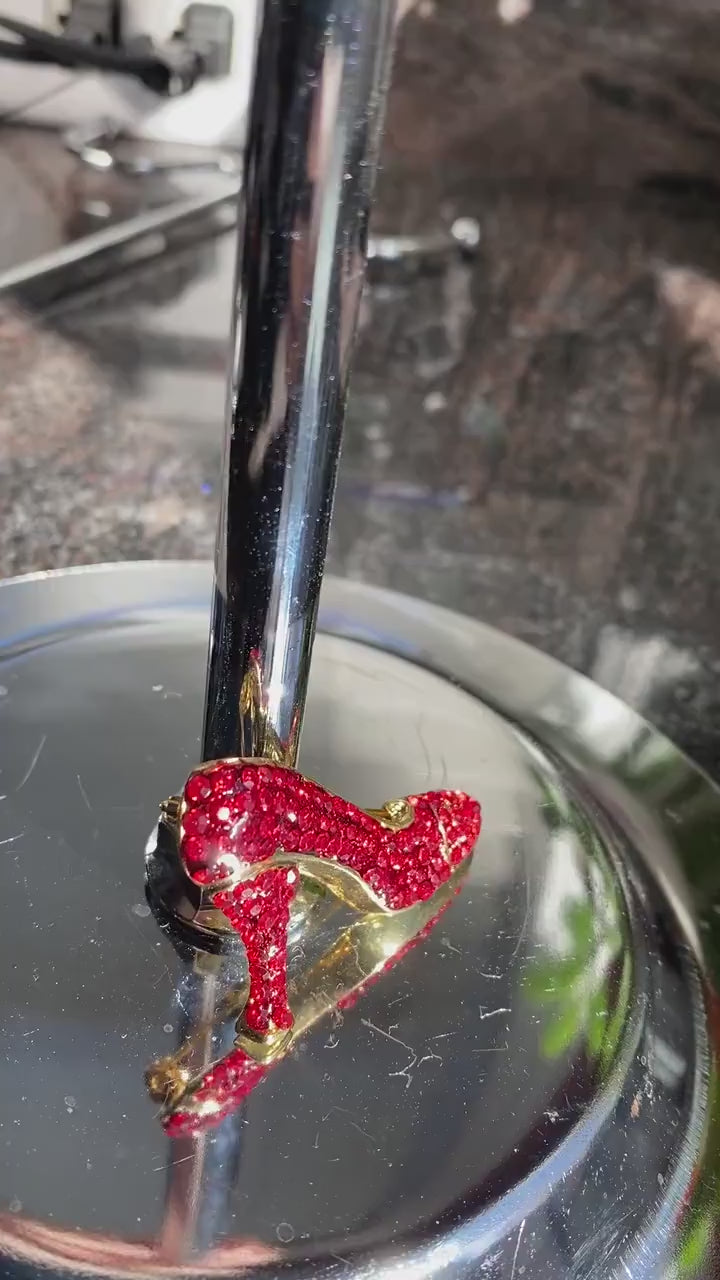 Vintage Ruby Red Crystal Rhinestone High Heel Shoe Fashion Pin Brooch