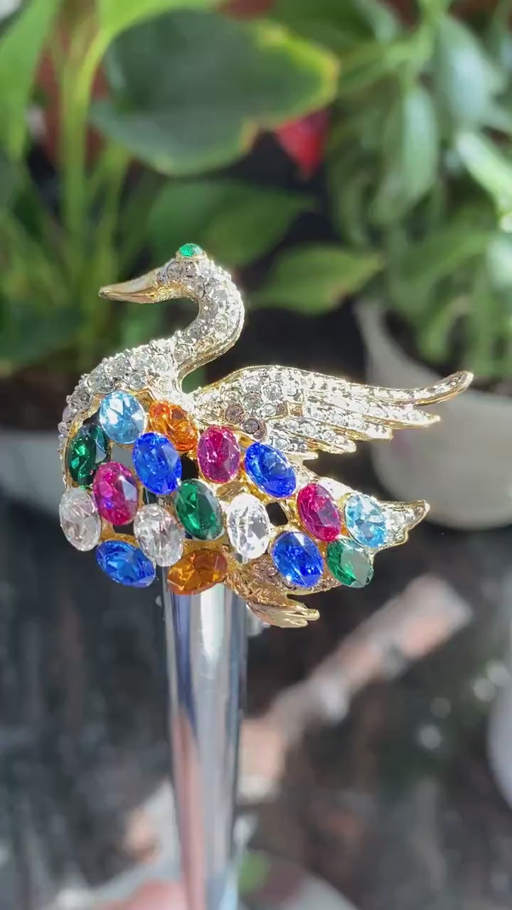 Rainbow Box Swan Brooch Pins for Women, Fashion Crystal with Swarovski Rhinestone Swan Jewelry Women's Brooches & Pins