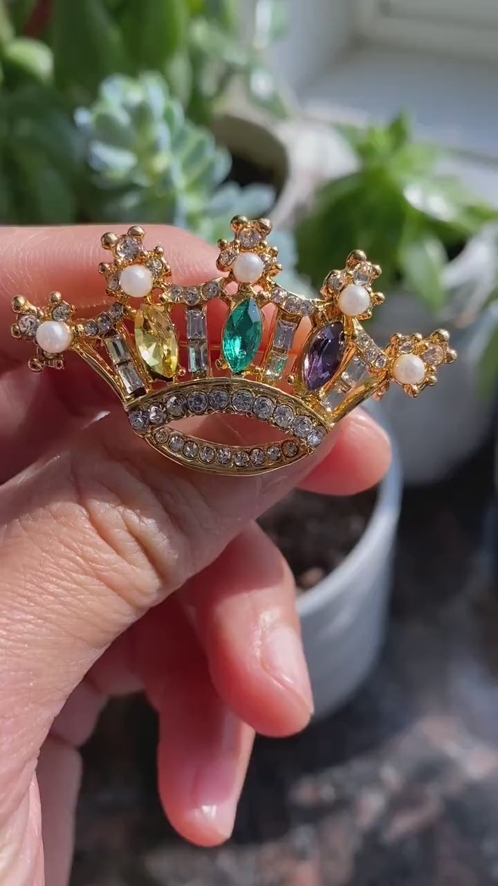 CROWN Pin Mardi Gras RHINESTONE Crystal Brooch, Crown Brooch with Peral Pin, Crystal Crown Brooch Jewelry