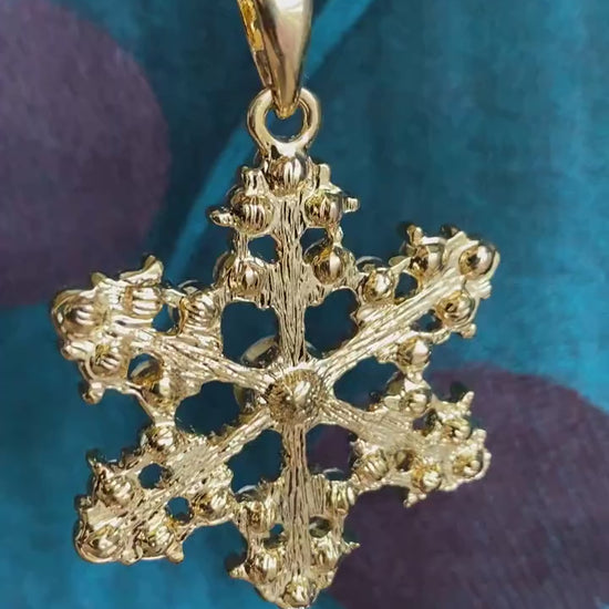 Gold SNOWFLAKE Necklace Swarovski Crystal Snowflake Pendant  Xmas Winter Holiday Necklace New