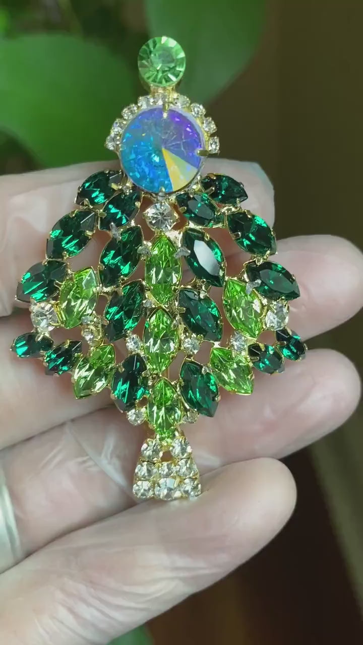 Emerald Green Rhinestone Christmas Tree Pin Brooch