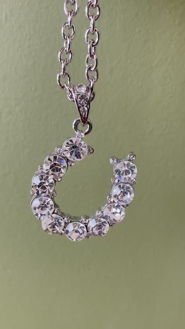 Rhinestone Horseshoe Pendant Necklace Symbolizes Good Luck!