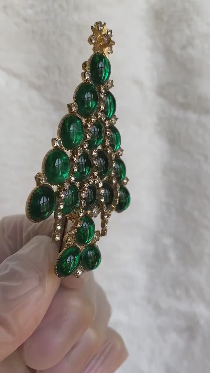 Vintage, Christmas Tree Brooch Pin, Traditionally Christmas Jewelry,