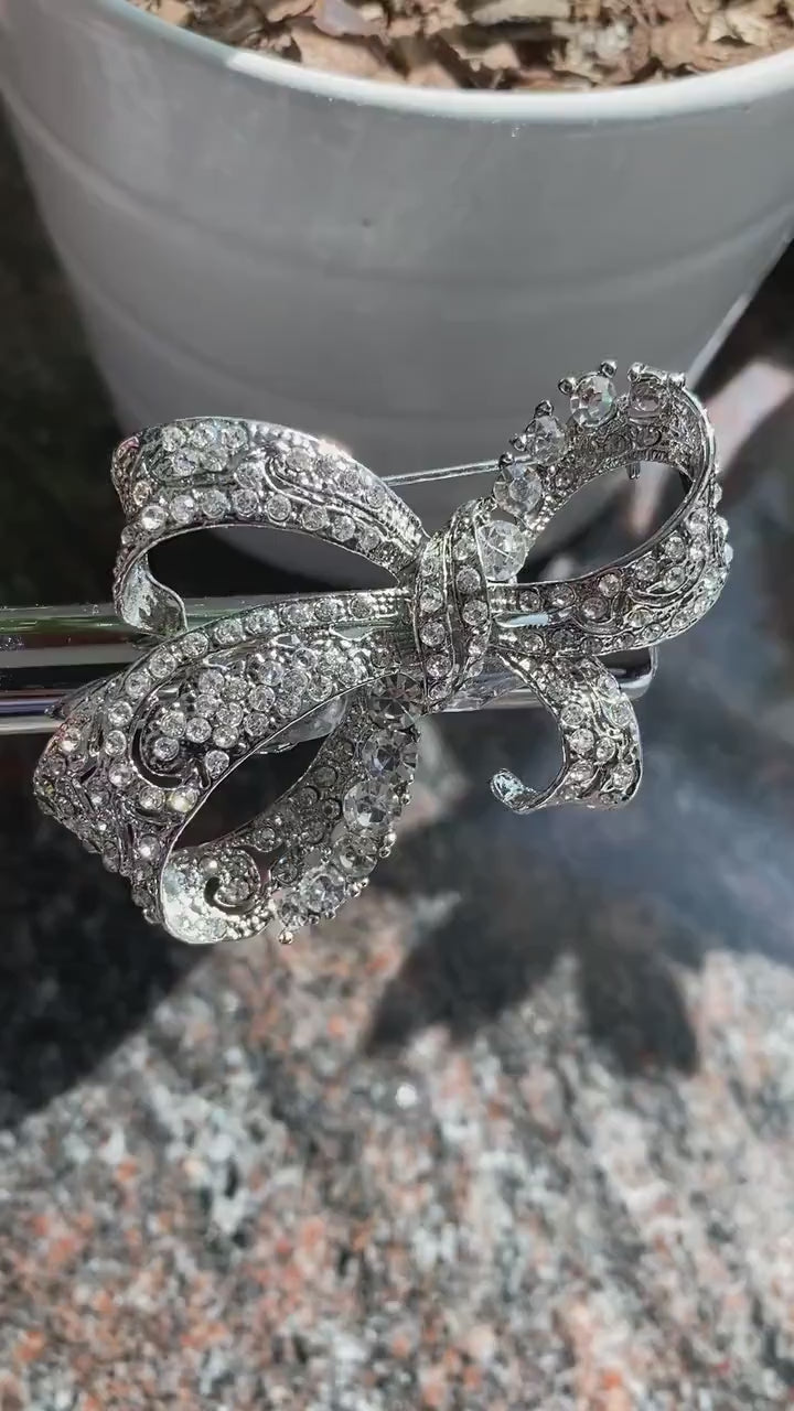 Rhinestone Fashion Ribbon Bowknot Bow Tie Flower Brooch Retro Diamond Exquisite Brooch For Wedding Bridal Invitation Decoration
